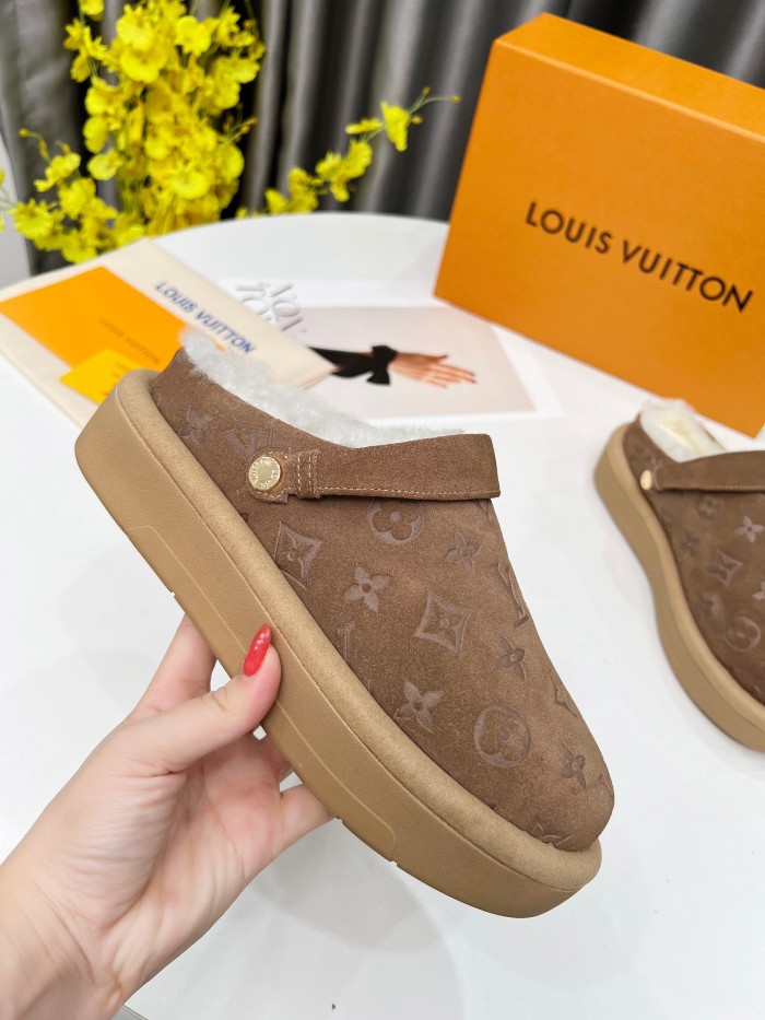 Women flat fur shoes,size 35-41，SS88-732-734