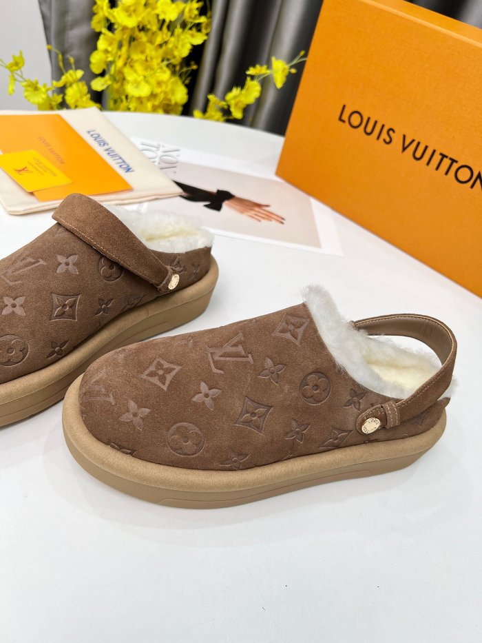 Women flat fur shoes,size 35-41，SS88-732-734