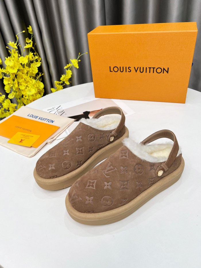 Women flat fur shoes,size 35-41，SS88-732-734