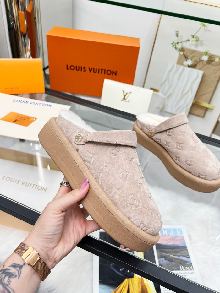 Women flat fur shoes,size 35-41，SS88-735-737