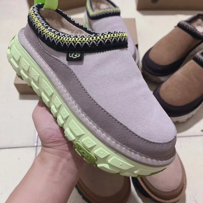 Women flat boots shoes,size 35-44，SS70-2040-2042