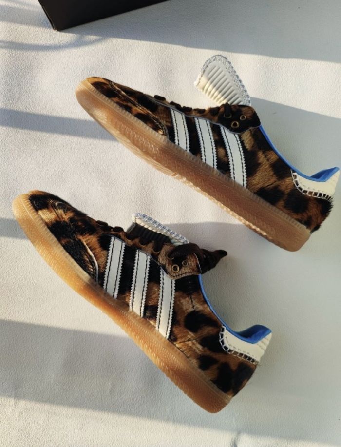 Women men sneaker shoes, with box,size 36-45，SS60-20-22
