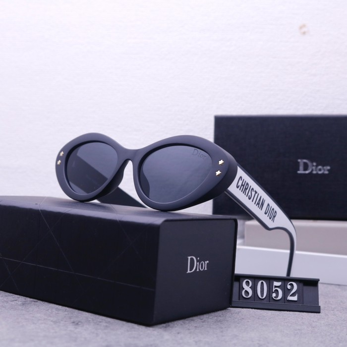 Blue light blocking sunglasses with the box and case ,G25-507-511
