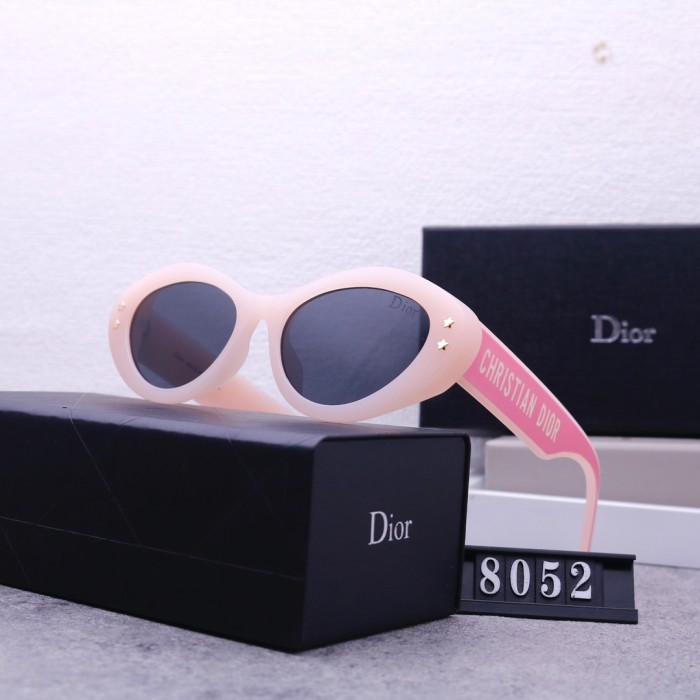 Blue light blocking sunglasses with the box and case ,G25-507-511