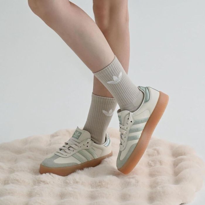 Women men  runner sneaker shoes,  with box,size 36-44，SS70-2046-2050