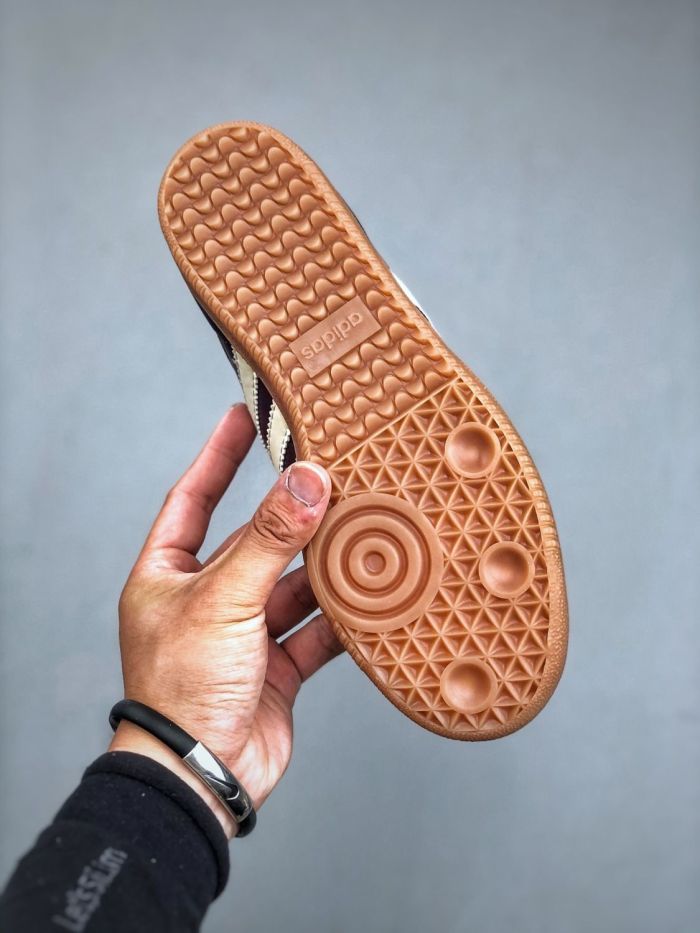 Women men  runner sneaker shoes,  with box,size 36-44，SS70-2046-2050