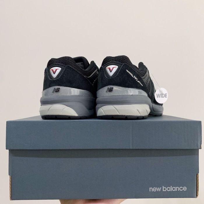 Kid's sneakers runner shoes, with box,size 26-32, SS60-2692-2696