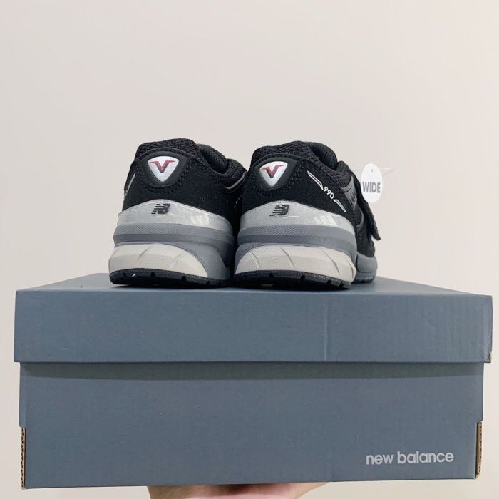 Kid's sneakers runner shoes, with box,size 26-32, SS60-2692-2696