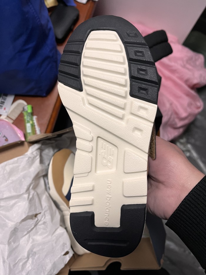 Kid's sneakers runner shoes, with box,size 26-37, SS60-2697-2709