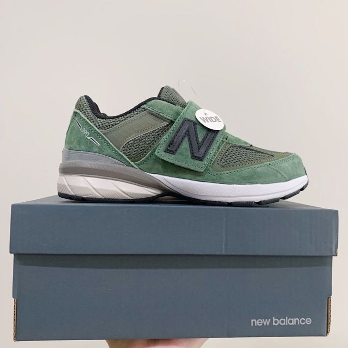 Kid's sneakers runner shoes, with box,size 26-32, SS60-2692-2696