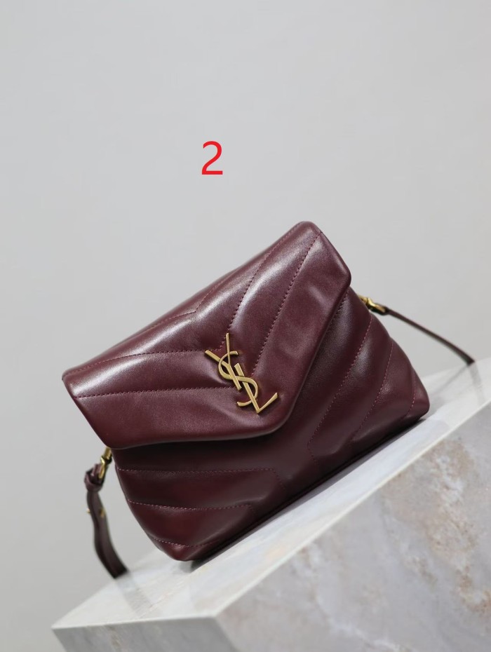 Leather bag Original Quality ,with box, with dust bag. size 20cm , B200-2