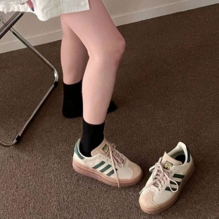 Women sneaker shoes,  size 35.5-40, SS60-2731-2755