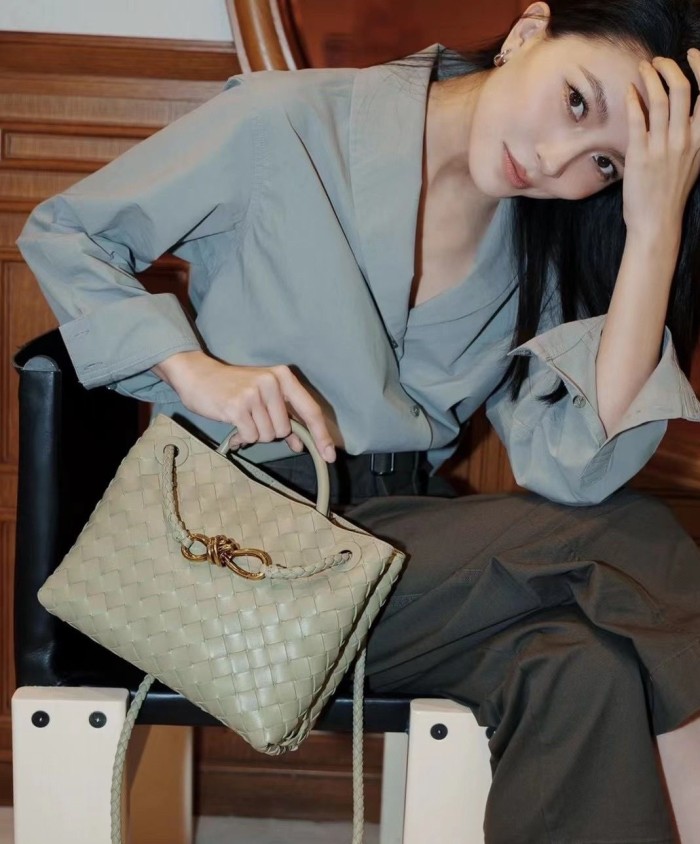 Split leather bag AAAA quality ,with box, with dust bag. size 26cm , B68-4-12