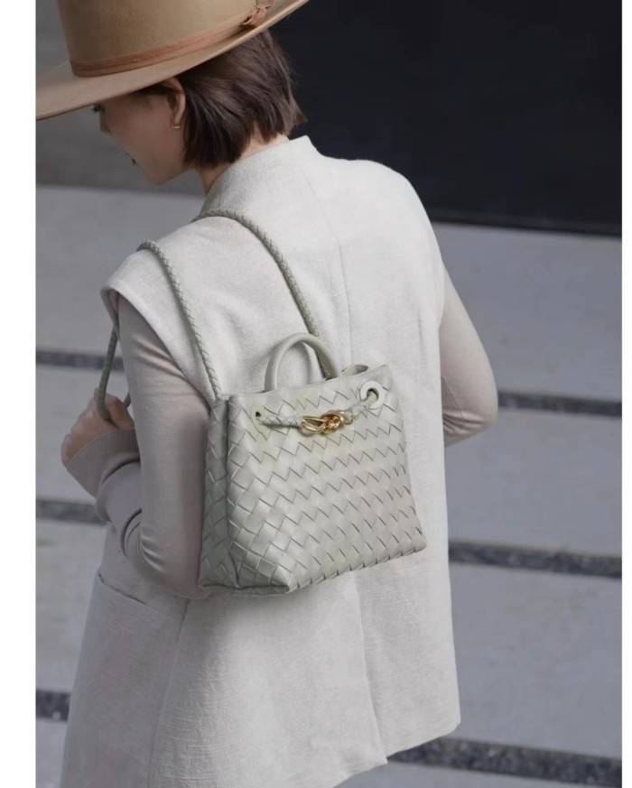 Split leather bag AAAA quality ,with box, with dust bag. size 26cm , B68-4-12