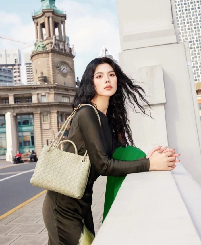 Split leather bag AAAA quality ,with box, with dust bag. size 26cm , B68-4-12