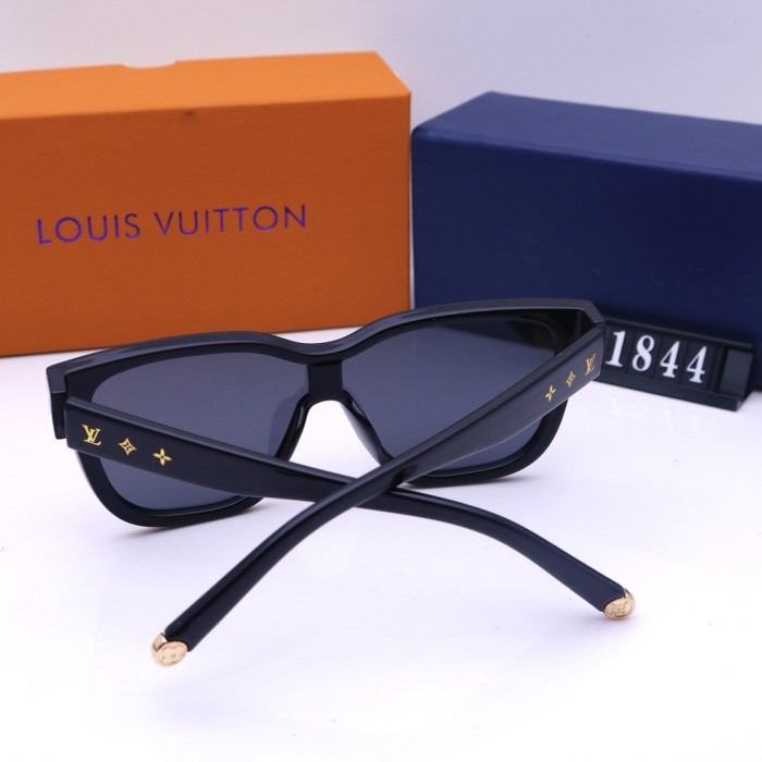 Blue light blocking sunglasses with the box and case ,G25-564-569