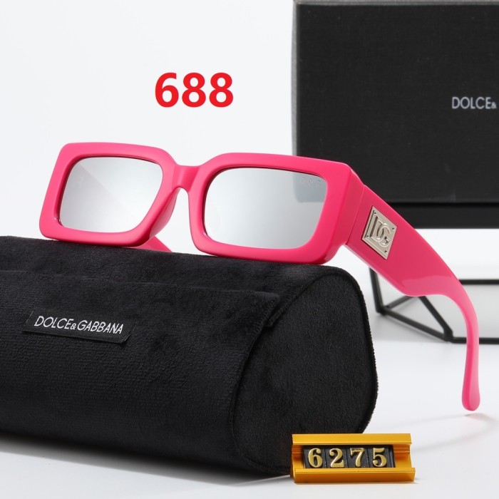 Blue light blocking sunglasses with the box and case ,G25-683-688