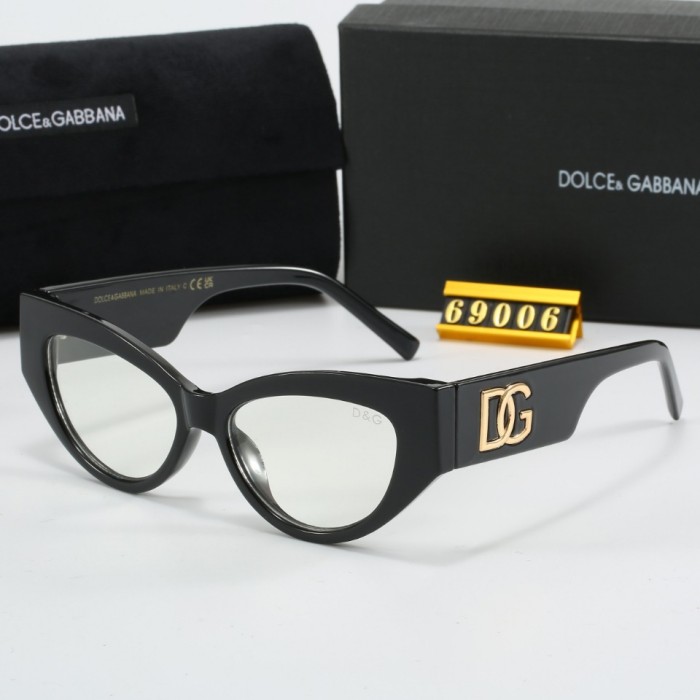 Blue light blocking sunglasses with the box and case ,G25-629-637