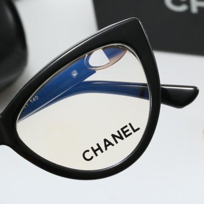 Blue light blocking sunglasses with the box and case ,G25-602-605