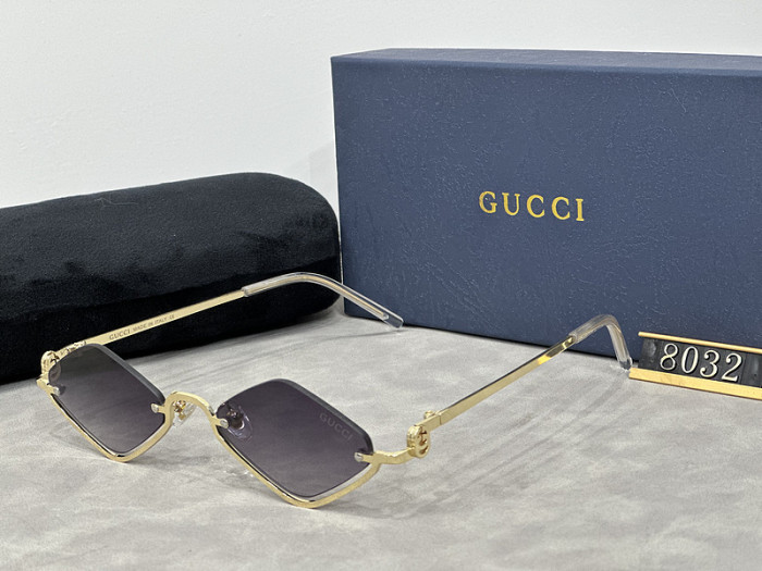 Blue light blocking sunglasses with the box and case ,G25-881-886