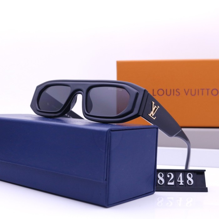 Blue light blocking sunglasses with the box and case ,G25-796-802