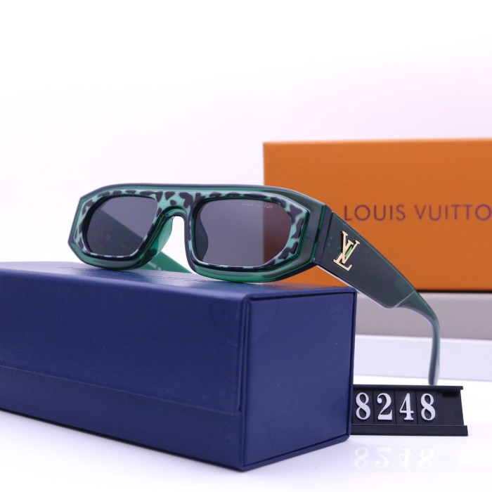 Blue light blocking sunglasses with the box and case ,G25-796-802