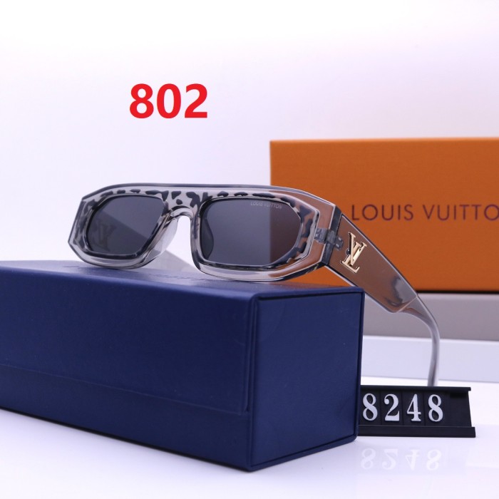 Blue light blocking sunglasses with the box and case ,G25-796-802