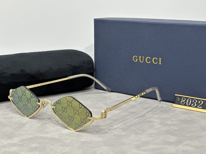 Blue light blocking sunglasses with the box and case ,G25-881-886