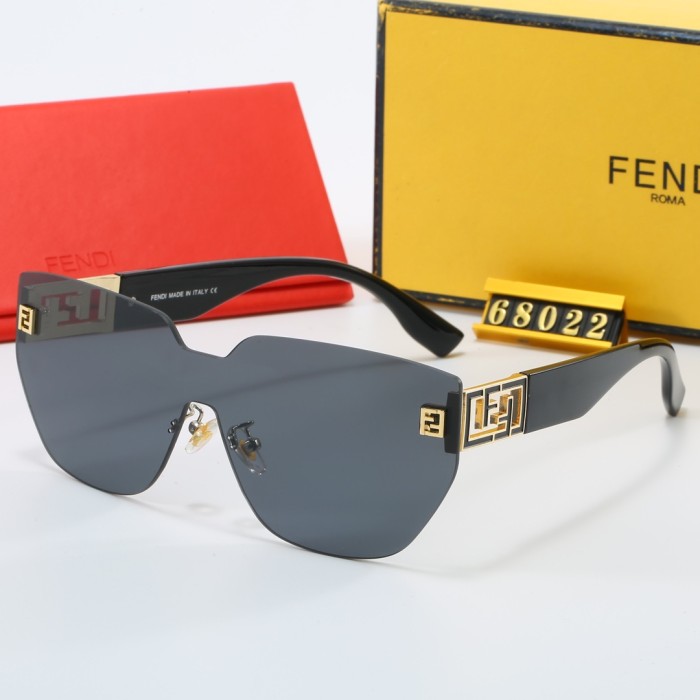 Blue light blocking sunglasses with the box and case ,G25-823-828