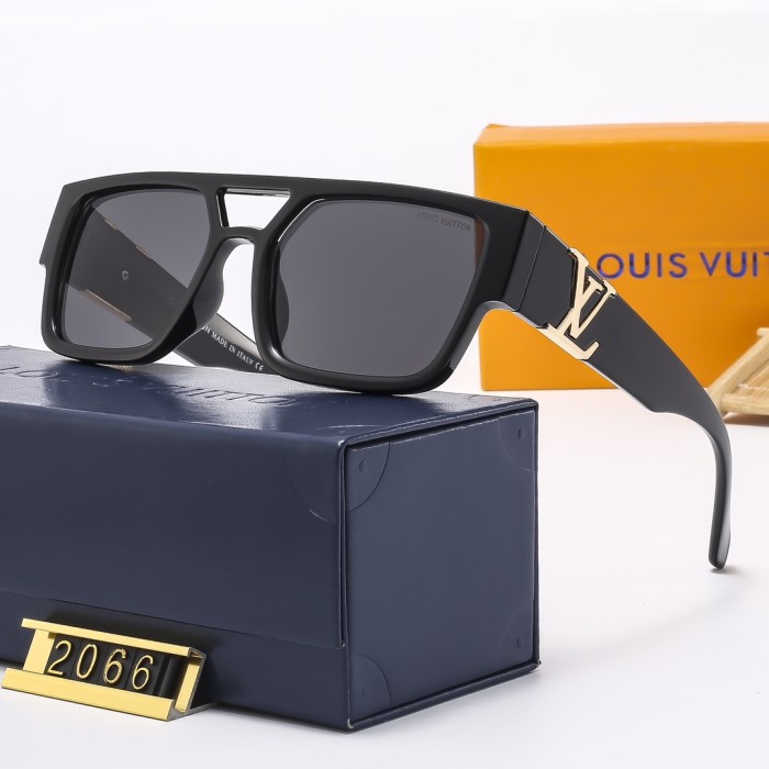 Blue light blocking sunglasses with the box and case ,G25-803-808