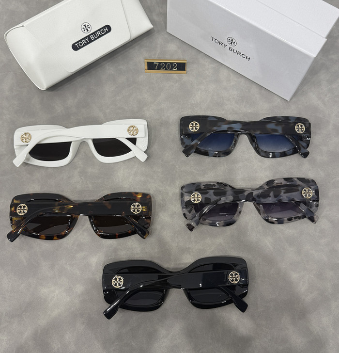 Blue light blocking sunglasses with the box and case ,G25-864-868