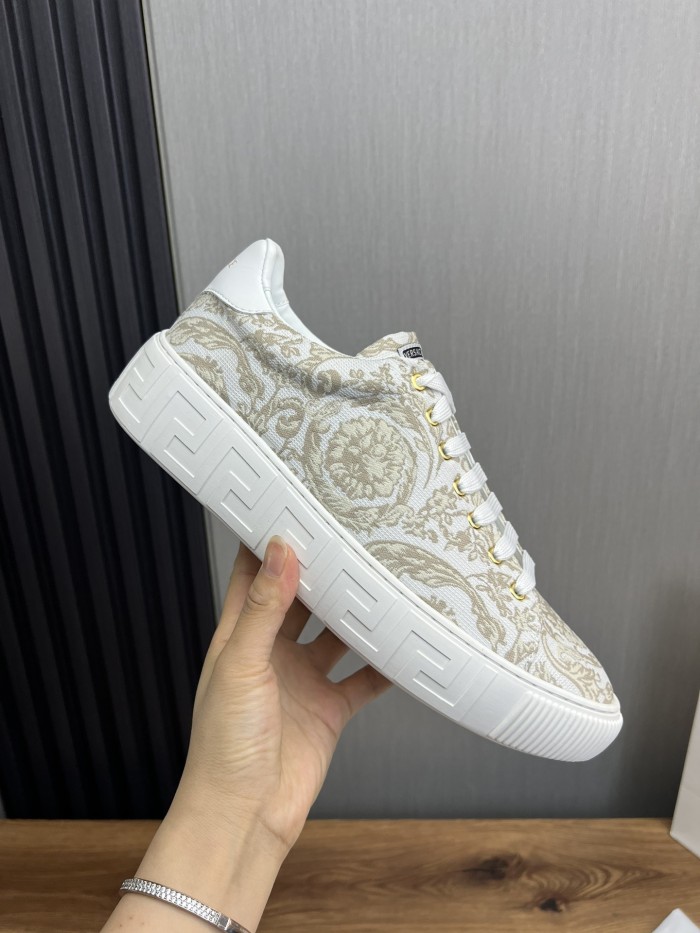 Women men sneakers shoes, size 35-46, SS98-529-531