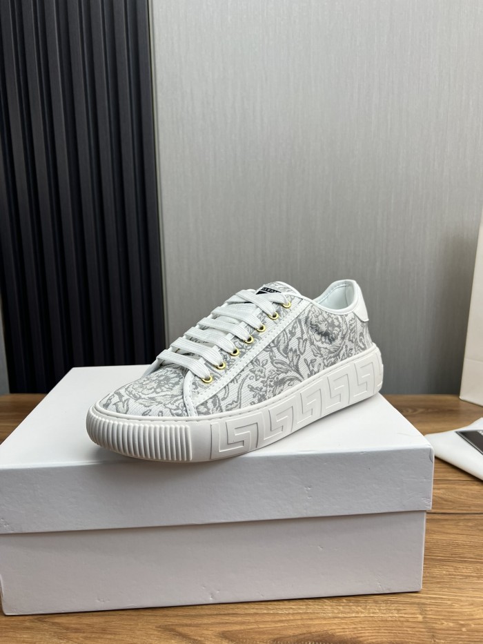 Women men sneakers shoes, size 35-46, SS98-532-533