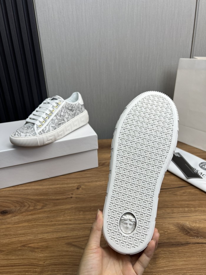 Women men sneakers shoes, size 35-46, SS98-532-533