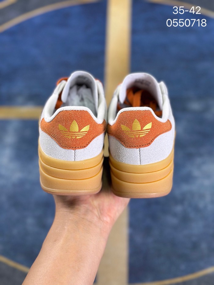 Women runner sneaker shoes,  with box,size 35-42，SS60-2796-2799