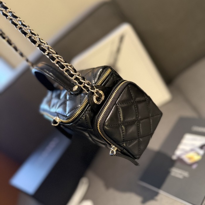 Split leather bag ,AAAA ,size 20x14cm,no box,  B88-1890