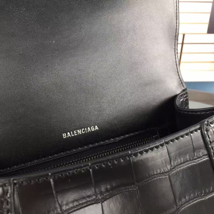 Leather bag ,5A ,size 23cm or 19cm,no box,  B110-286
