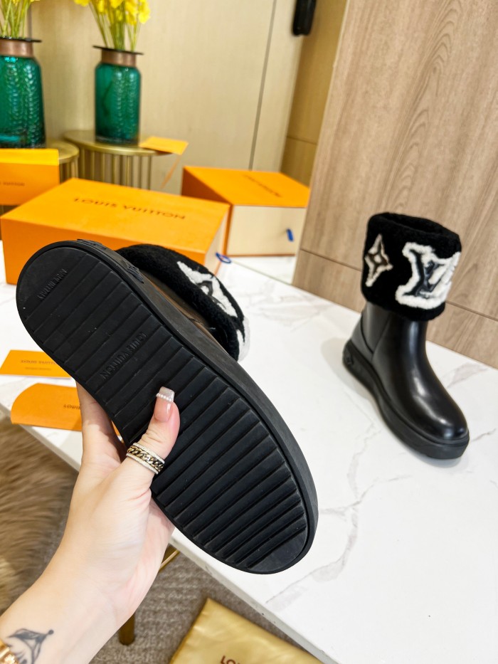 High quality women boots shoes,size 35-42, SS120-229-231