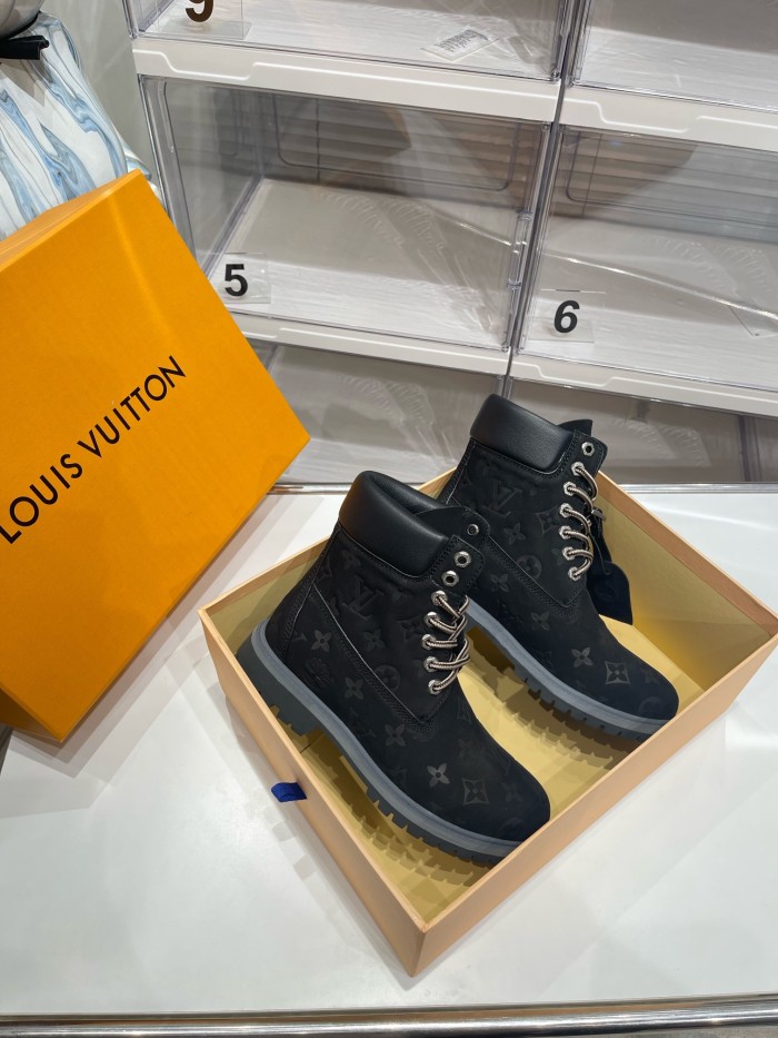 High quality women men boots shoes,size 35-45, SS138-122-125