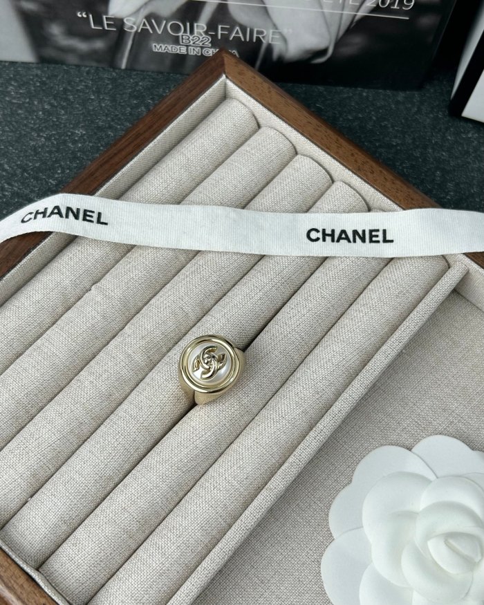 Ring jewelry ,with box,  J20-1