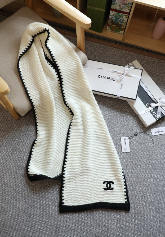 Cashmere cotton scarf , size 33x170cm, no box. SF25-26
