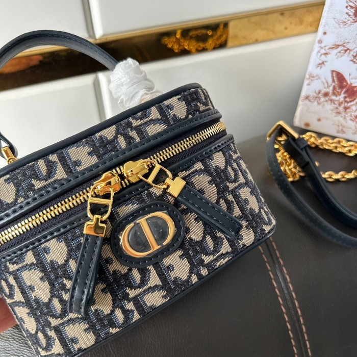 Split leather bag ,3A ,size 18cm ,no box,  B68-32