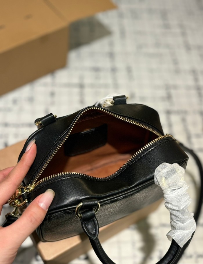 Split leather bag ,3A , size 20x13cm ,no box,  B68-14-21