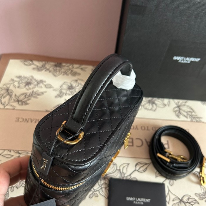 Split leather bag ,3A ,size 18x15cm ,no box,  B68-34