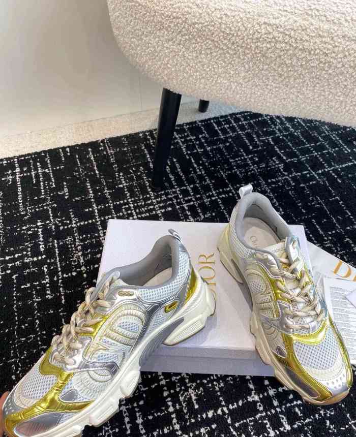 Women's men flat sneaker shoes,3A quality，with box ,size 36-40, SS50-88-90