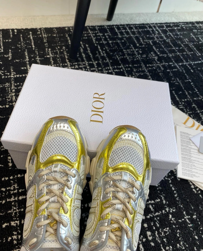 Women's men flat sneaker shoes,3A quality，with box ,size 36-40, SS50-88-90