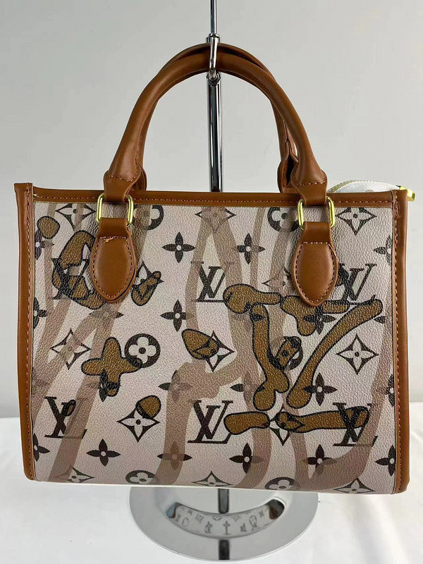 PU leather bag ,budget ,size 25x9x20cm,no box,  B35-66-72