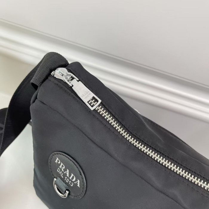 Nylon bag bag ,budget ,size 29x18x10cm,no box,  B35-80