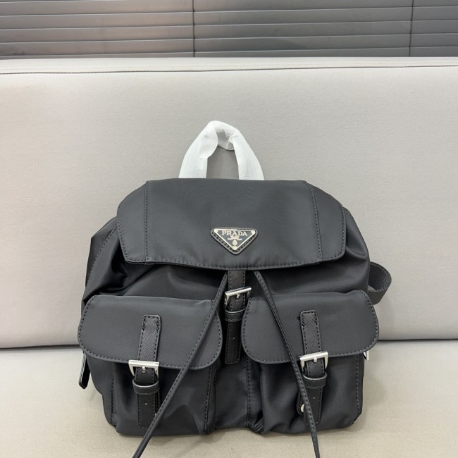 Nylon bag ,3A ,size 30x24cm,no box, B68-46