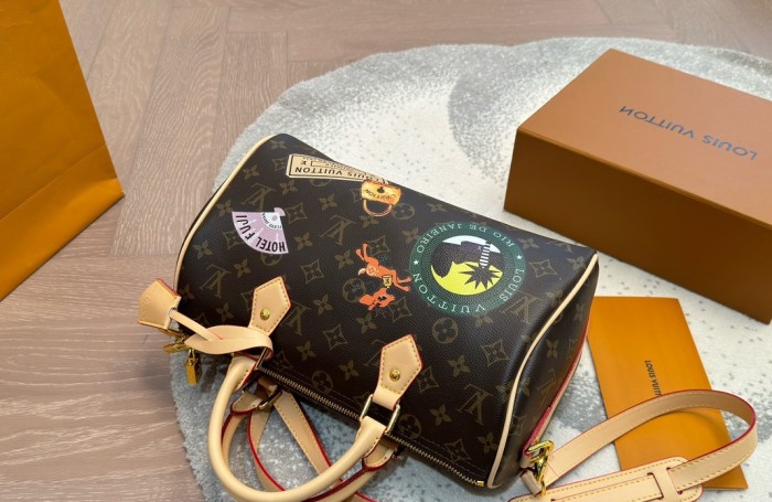 Split leather bag ,3A ,size 30x19cm ,no box,  B68-44